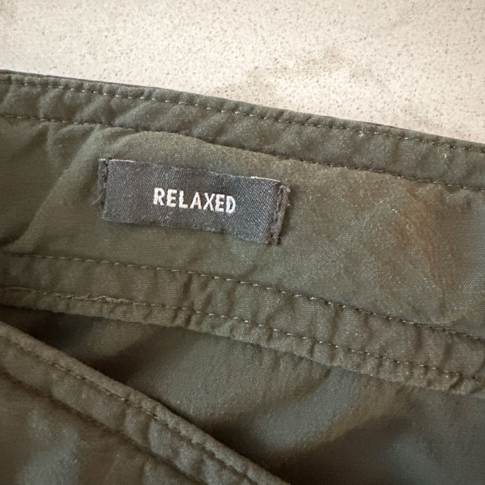 REI Womens Convertible Cargo Pants Olive Green Ankle Zip Mid Rise Pockets Sz 12 - Picture 6 of 15